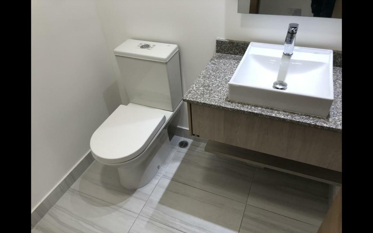 1410 Habitacion En Lujoso Departamento - Atelier 키토 외부 사진